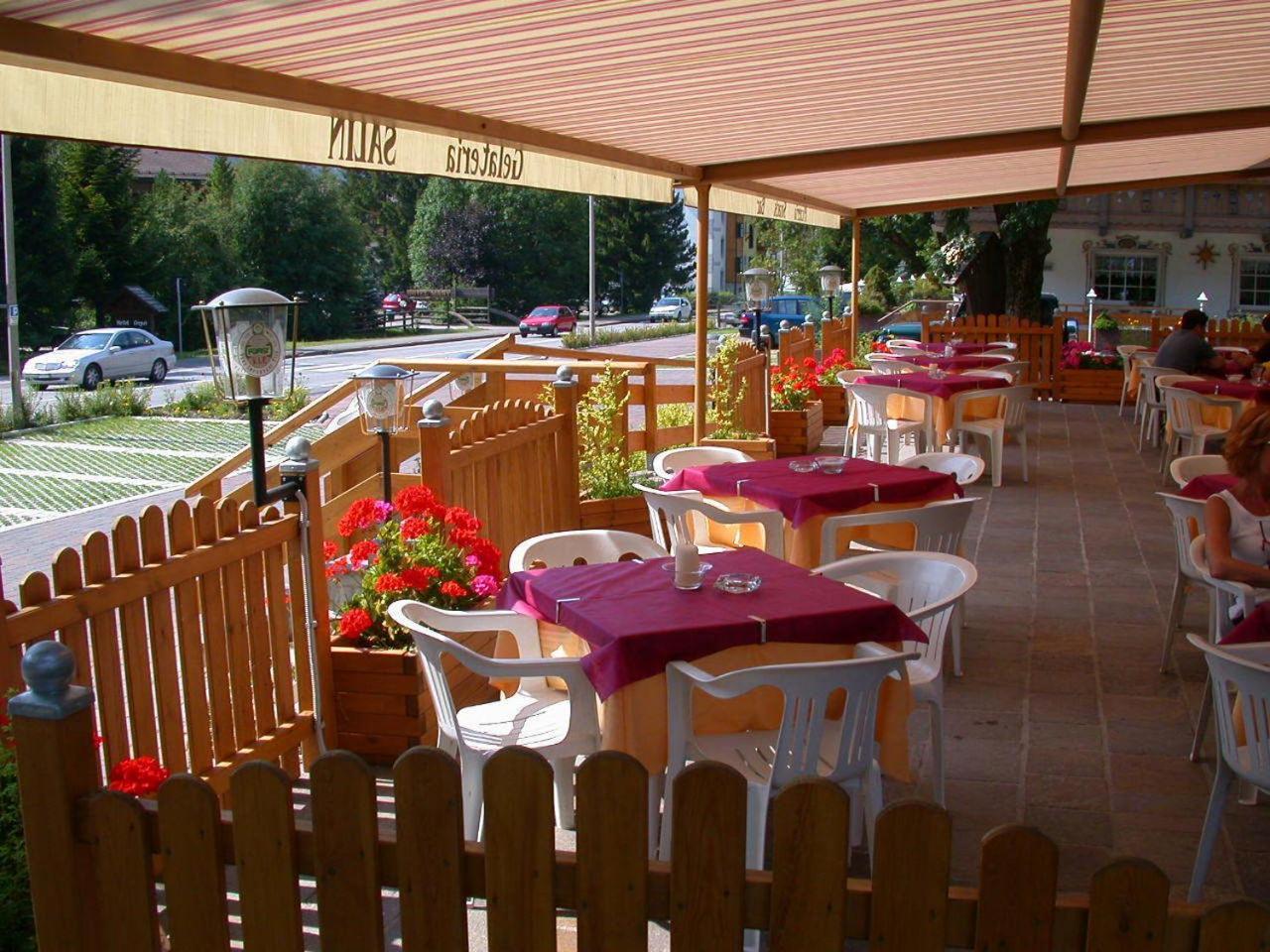 Hotel Garni Soreie Pozza di Fassa Extérieur photo