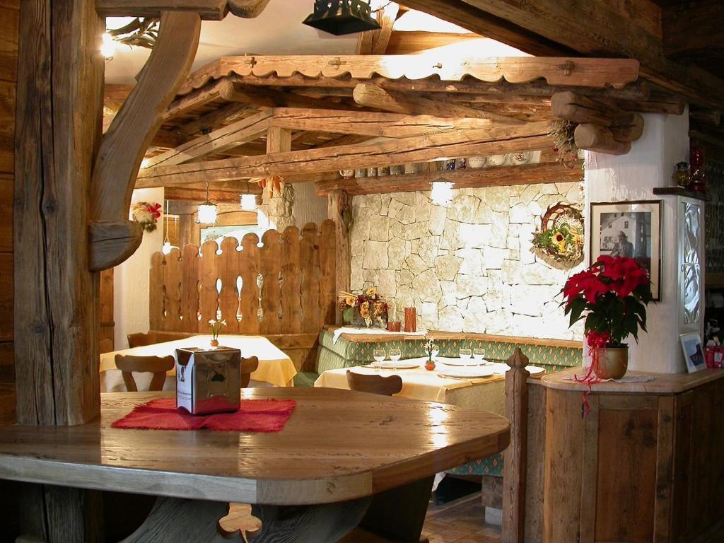 Hotel Garni Soreie Pozza di Fassa Extérieur photo